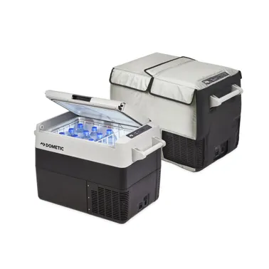 Dometic CFF45 Pack - Fridge + Protective Cover
